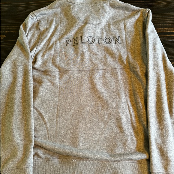 Peloton Men’s L Sweatshirt - Picture 2 of 3